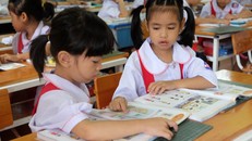 Học sinh Trường tiểu học Đông La (Đông Hưng, Thái Bình) trong giờ học tiếng Việt.