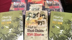 Bộ sách “Nhật ký thời chiến Việt Nam”. Ảnh: Thanh Vũ/TTXVN
