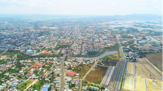 Đất nền tăng giá 'phi mã', nhà đầu tư cần làm gì để tránh 'tiền mất tật mang'?