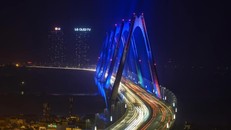 Hàng loạt công trình khắp ba miền thắp đèn xanh vì người tự kỷ