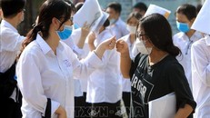 Ngày 10/8/2020, hơn 18.000 thí sinh tại 41 điểm thi trên địa bàn thành phố Hải Phòng đã hoàn thành môn thi Ngoại ngữ, môn thi kết thúc Kỳ thi tốt nghiệp THPT quốc gia năm 2020. Ảnh tư liệu: An Đăng/TTXVN