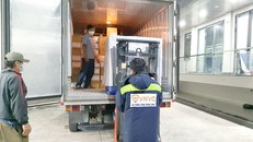 Thêm hơn 1,1 triệu liều vaccine AstraZeneca về Việt Nam