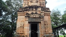 Tháp cổ Bình Thạnh, nơi lưu giữ nền văn hóa Óc-Eo hơn 1.000 năm tuổi