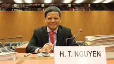 Đại sứ Nguyễn Hồng Thao. (Ảnh: Hoàng Hoa/TTXVN)