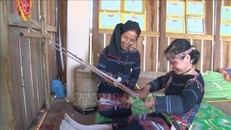 Bảo tồn, phát huy giá trị nghề dệt thổ cẩm truyền thống