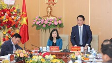 Bí thư Trung ương Đảng, Trưởng Ban Tuyên giáo Trung ương Nguyễn Trọng Nghĩa phát biểu. Ảnh: Thanh Tùng/TTXVN