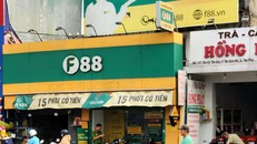 Công an có mặt tại chi nhánh Công ty F88 trên đường Tân Kỳ Tân Quý. Ảnh: Mạnh Linh/Báo Tin tức