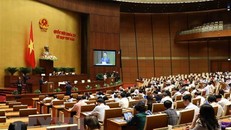 Bộ trưởng Bộ Tài chính Hồ Đức Phớc trình bày Báo cáo về công tác thực hành tiết kiệm, chống lãng phí năm 2022. (Ảnh: An Đăng/TTXVN)