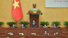 Đồng chí Chủ tịch Quốc hội Vương Đình Huệ và các đồng chí Phó Chủ tịch Quốc hội điều hành phiên chất vấn và trả lời chất vấn tại Ủy ban Thường vụ Quốc hội.