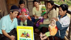 Tổ chức các hoạt động tuyên truyền dân số. Ảnh: TTXVN