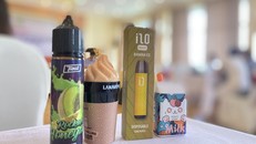 Các mẫu thuốc lá điện tử với hình thức như các trò chơi, hộp sữa mà trẻ em yêu thích.