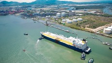 Hàng loạt khó khăn bủa vây các dự án điện khí LNG
