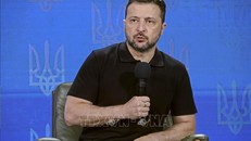 Tổng thống Ukraine Volodymyr Zelensky phát biểu tại Kiev ngày 27/8/2024. Ảnh: Kyodo/TTXVN