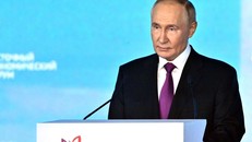 Tổng thống Nga đưa ra cảnh báo mới với NATO