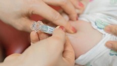 Thông tin vụ việc bé trai một ngày tuổi tử vong sau tiêm dự phòng