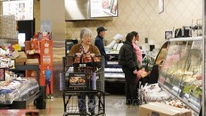 Thuế quan mới, người Mỹ sẽ "đau ví" nhất ở những mặt hàng nào?