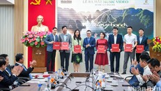 Báo Nhân Dân ra mắt video âm nhạc "Victory - Bond in Vietnam"