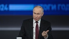 Tổng thống Putin công bố ngừng bắn với Ukraine nhân Ngày Chiến thắng
