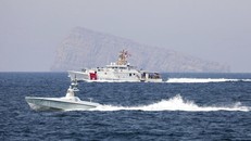 Điều gì sẽ xảy ra nếu Iran phong tỏa eo biển Hormuz?