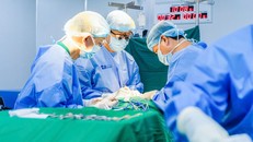 Trẻ em bị ung thư tuyến giáp tiến triển di căn nhanh hơn ở người lớn