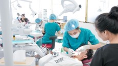 Bác sĩ cảnh báo tình trạng "dở khóc dở cười" vì niềng răng