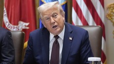 Tổng thống Trump cảnh báo Nga về "chiến tranh kinh tế" nếu hòa bình với Ukraine thất bại