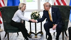 Trừng phạt Nga: Áp lực từ Mỹ phơi bày sự chia rẽ với EU