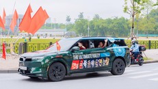 Chạy xuyên Đông Nam Á bằng VinFast VF 9, chủ xe chia sẻ: “Xe khỏe, chạy nhàn, trạm sạc ở Việt Nam vẫn hơn một bậc”