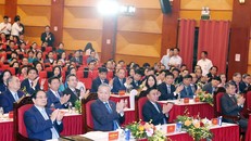 Tổng Bí thư Tô Lâm và các đồng chí lãnh đạo, nguyên lãnh đạo Đảng, Nhà nước dự đại hội.