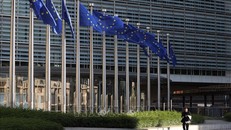 EU cân nhắc tạm hoãn áp dụng một số quy định trong Đạo luật AI