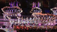 Huế mang trong mình khát vọng trở thành “thủ phủ du lịch văn hóa của Đông Nam Á.” 