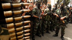 Chiến binh IS bị cấm xem truyền hình và dùng đồ phương Tây