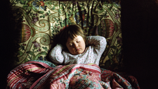 Bộ ảnh tuyệt đẹp mẹ chụp con gái bị hội chứng Down bẩm sinh