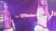 Tiếp viên mặc nội y nhảy “mua vui” cho khách bị bắt quả tang