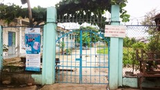 Cà Mau: Không đóng đủ 5 loại phí, nhiều học sinh nghèo phải nghỉ học