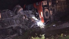 Tai nạn kinh hoàng trên cao tốc Pháp Vân - Cầu Giẽ, 19 người thương 