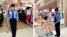 Dân mạng 'sốt' với vẻ đẹp của nữ nhân viên bảo vệ