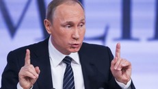 Ông Putin không loại trừ khả năng cấp quyền tị nạn cho Assad