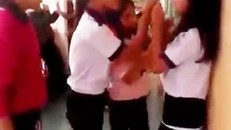 Đánh bạn ở Huế: Thêm nạn nhân bị đánh sợ hãi chuyển trường