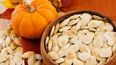 Mách bạn cách tẩy giun hiệu quả mà không cần thuốc