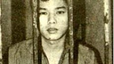 Sát thủ lĩnh 2 án tử ăn hết nửa con gà trước khi ra trường bắn