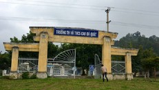 Khởi tố hiệu trưởng bớt xén tiền bán trú của HS vùng khó khăn