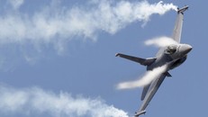 Chiến đấu cơ F-16 Mỹ rơi, phi công bị nghi đã chết