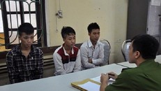 3 thanh niên đột nhập phòng ngủ hiếp dâm hàng xóm 