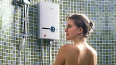 Sai lầm chết người khi dùng bình nóng lạnh bạn thường mắc phải