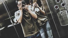 Hạ Vi - Cường Đô la lại diện áo đôi tình cảm