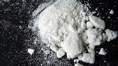 Bắt quả tang 11 thanh niên nam nữ đang tổ chức 'tiệc ma túy đá'