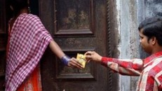 Ấn Độ: Thiếu nữ bán trinh lấy tiền khao cả làng