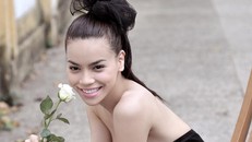 Hà Hồ có xứng để những cô gái mang khao khát đổi đời thần tượng?