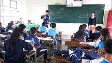 Cảnh báo tình trạng học sinh bị người lạ dụ dỗ